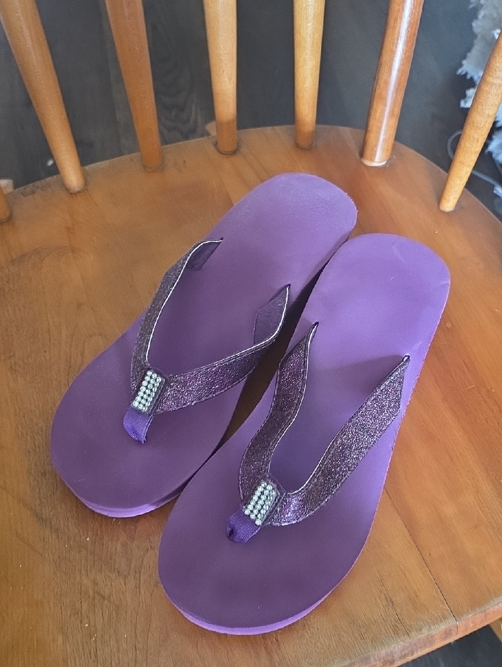 Free Add On Avon Purple Rhinestone Strap Flip Flops
